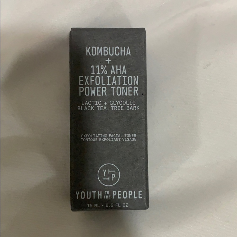 Youth to the people kombucha + 11% AHA toner